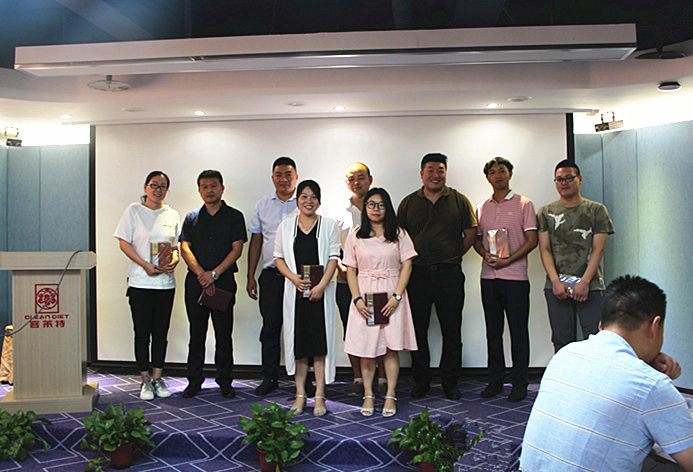 1532500500447917.jpg 頒獎.JPG